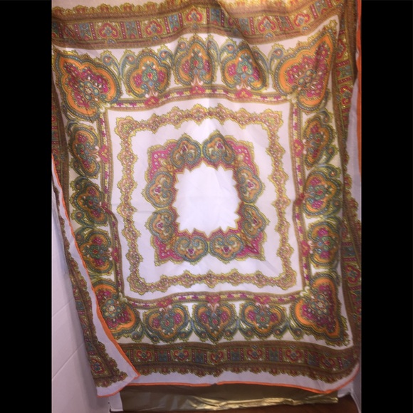 A Max Hurni Import Swiss Silky Scarf - Picture 4 of 7